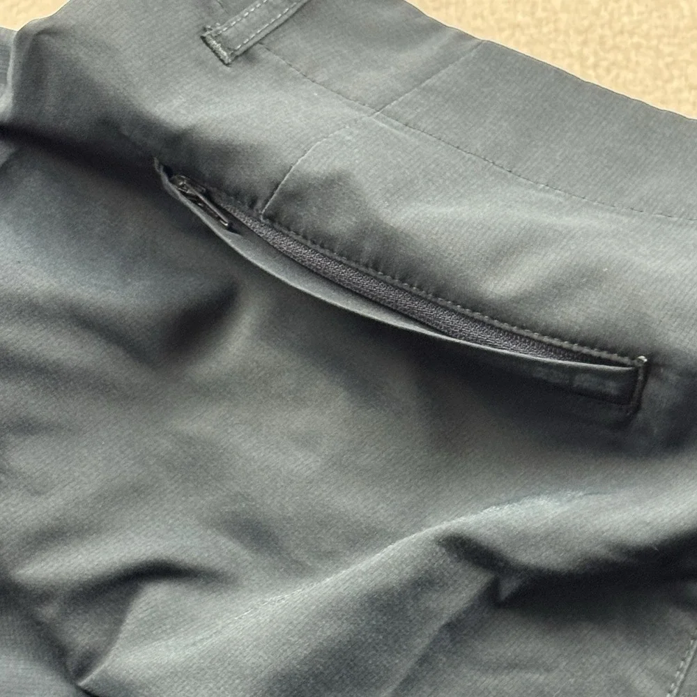Betabrand‎ Mens Size 32x30 Black Chino Pants Zippered Pockets Stretch
